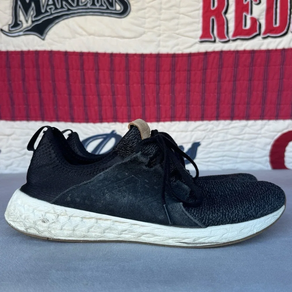 New Balance product pair
